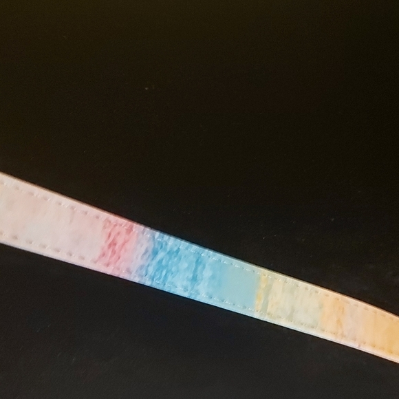 🎉FREE WITH PURCHASE🎉 Rainbow Purse Strap - Picture 3 of 5